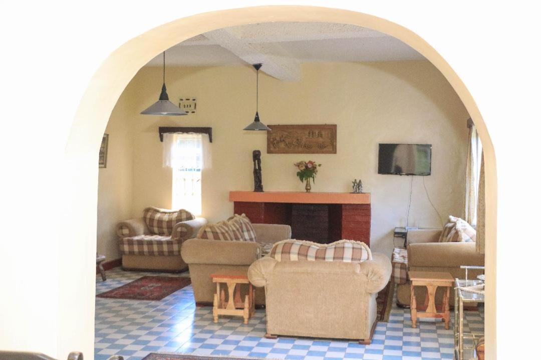 Nyahururu Highlands Heaven -Bnb Buitenkant foto